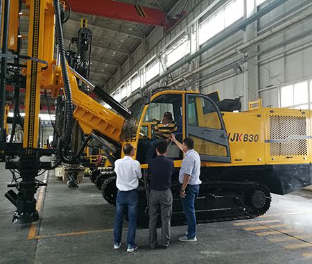 Visite de notre usine par des clients des Philippines