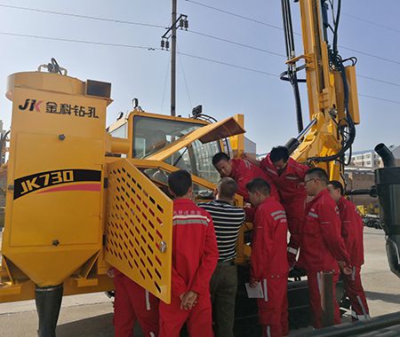 Un client chinois (Hubei Chudao) visite notre usine