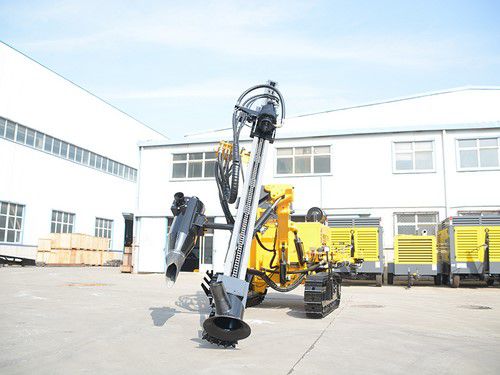 Foreuse fond de trou hydraulique sur chenilles