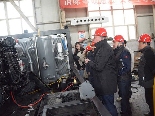 Visite de notre usine par des clients d'Kazakhstan